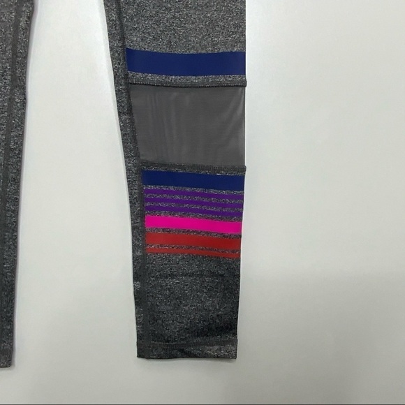 C & C California Gray Stripe Around Leggings S/Med - Picture 5 of 6